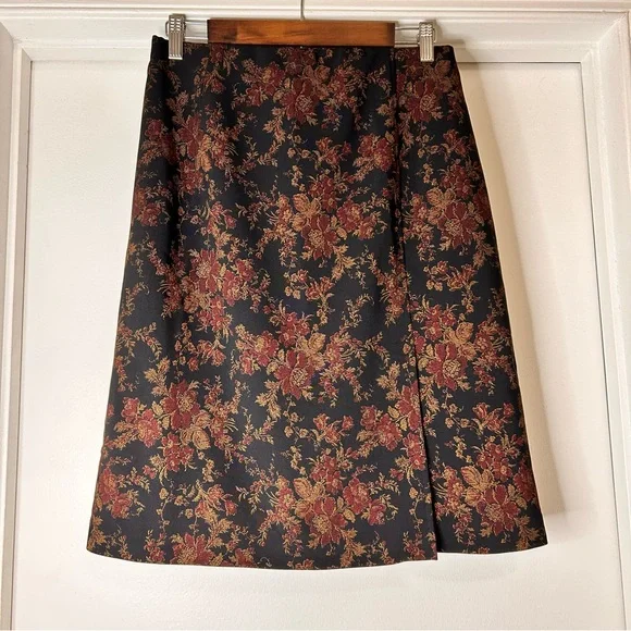 Wildlife New York Floral Brocade Skirt - Size 8 - Picture 2 of 8